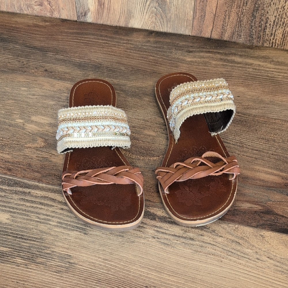 Vintage 93 Gwen Faux Leather Braided Beaded Sandals 8M C681